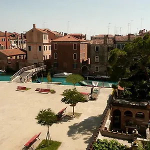 https://alvisiano.hotelinveneto.com